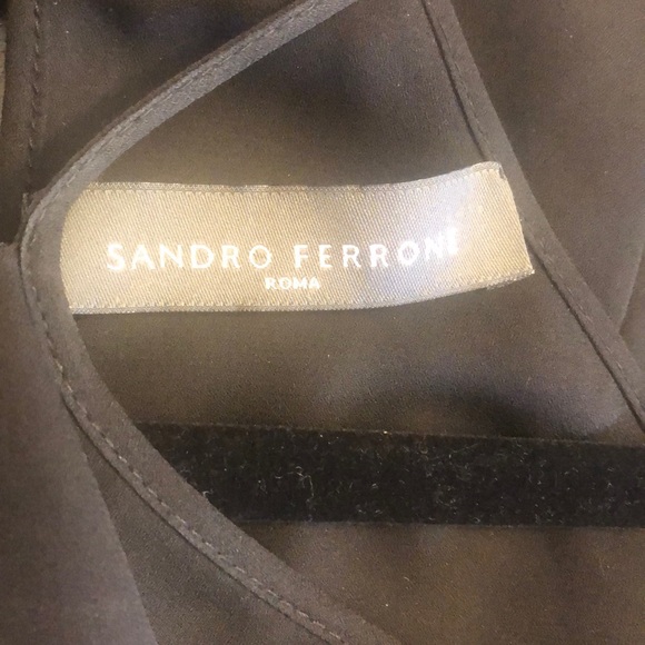 LIKE NEW SANDRO FERRONE TOP - Picture 3 of 5